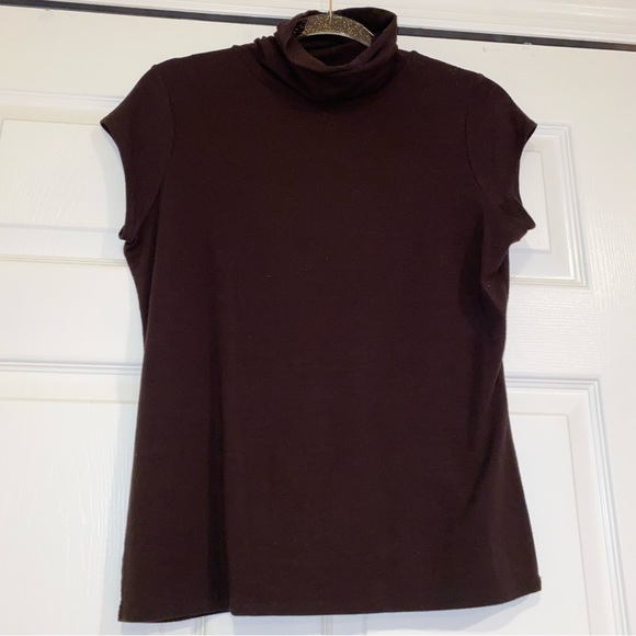 Women’s DKNY brown stretchy short sleeve blouse size S